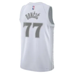 Maillot Homme Dallas Mavericks Luka Doncic City Edition 2024-25 Blanc Swingman