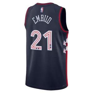Maillot Homme Philadelphia 76ers Joel Embiid City Edition 2023-24 Navy Swingman
