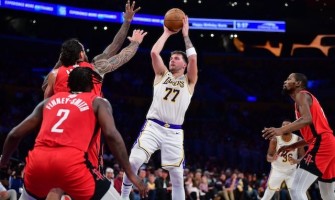 Crise interne ayant mené à une rupture définitive entre l'entraîneur et les joueurs