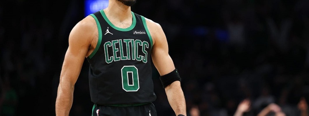 Jayson Tatum prévoit un retour prochain à la compétition Jayson Tatum prévoit un retour prochain à la compétition