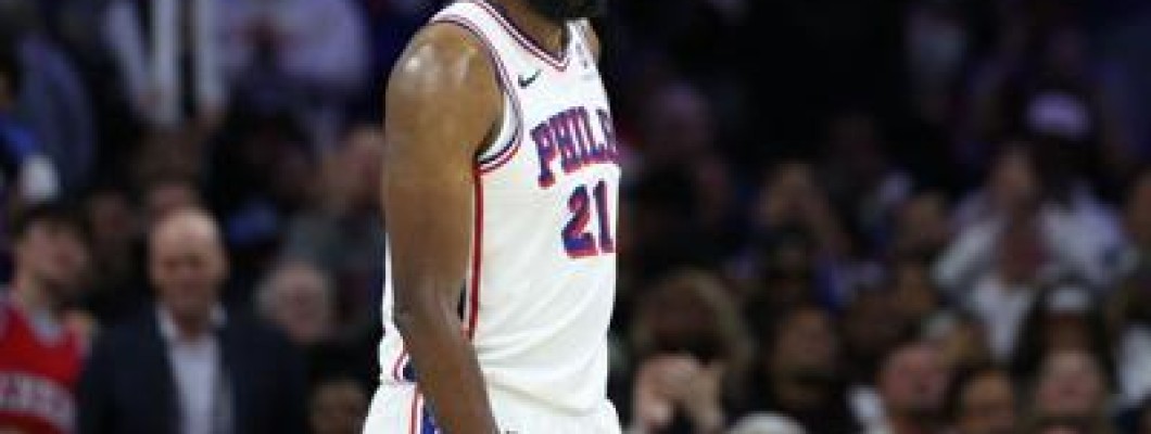 Joel Embiid affiche sa silhouette la plus mince depuis son arrivée en NBA Joel Embiid affiche sa silhouette la plus mince depuis son arrivée en NBA
