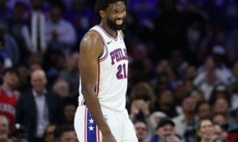 Joel Embiid affiche sa silhouette la plus mince depuis son arrivée en NBA