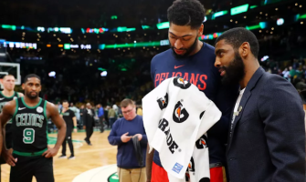 Kyrie Irving a entamé une transition vers un rôle de coach mental au sein des Dallas Mavericks