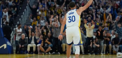 L'engagement permanent de Stephen Curry envers les Golden State Warriors n'est pas garanti
