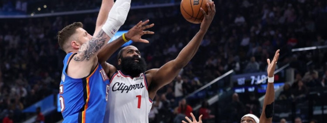La série de six défaites consécutives des Los Angeles Clippers a anéanti les derniers espoirs de James Harden La série de six défaites consécutives des Los Angeles Clippers a anéanti les derniers espoirs de James Harden