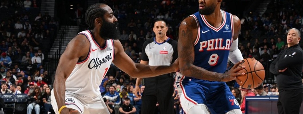 Le premier match de la saison de Paul George l'opposait aux Los Angeles Clippers