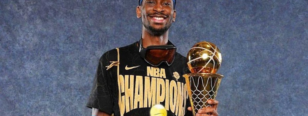 Le travail acharné et la persévérance sont la voie de la gloire Le travail acharné et la persévérance sont la voie de la gloire