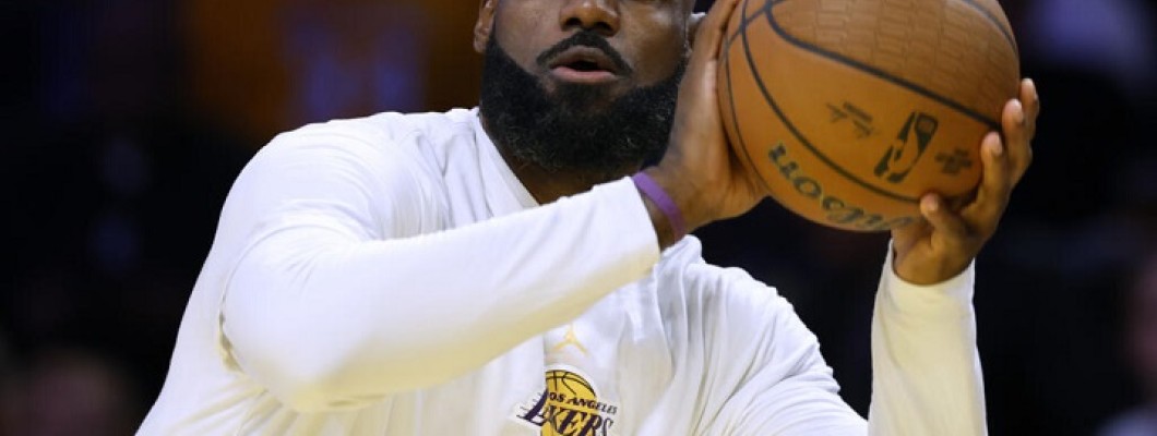 LeBron James a choisi de rejoindre les Philadelphia 76ers pour ses derniers matchs en NBA
