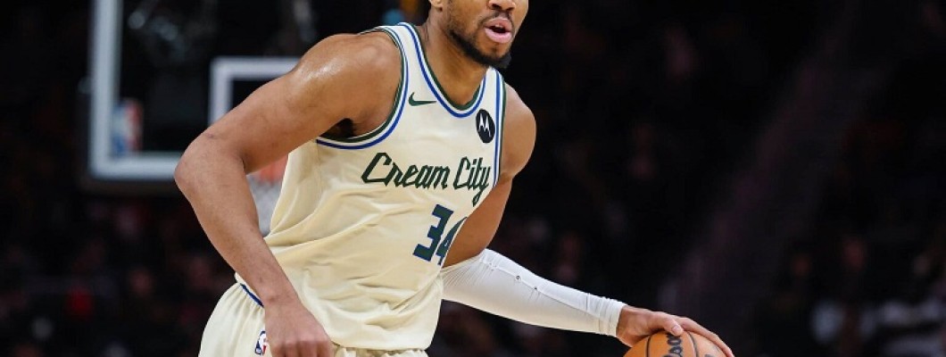 Les Golden State Warriors cherchent à acquérir Giannis Antetokounmpo par le biais d'un échange