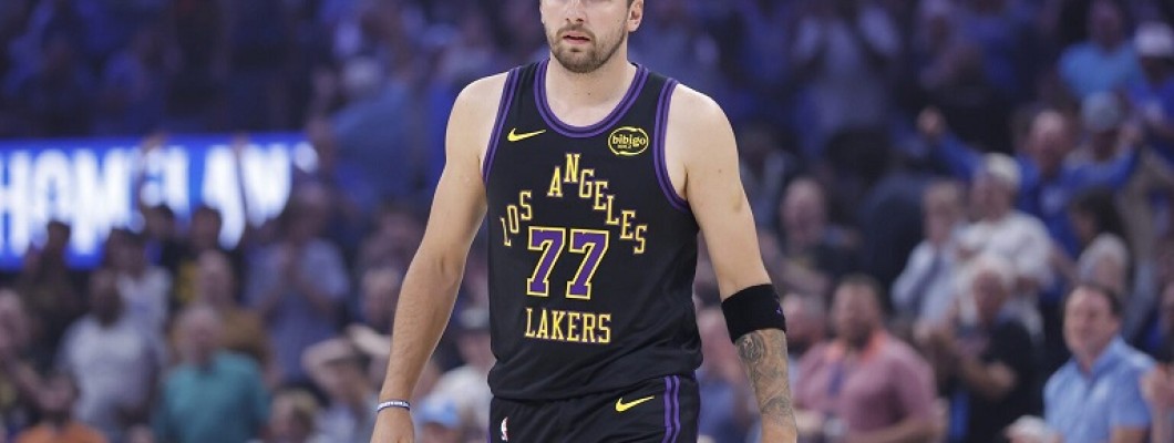 Les joueurs des Los Angeles Lakers ont grandement apprécié l'invitation de Luka Dončić à ce camp d'entraînement Les joueurs des Los Angeles Lakers ont grandement apprécié l'invitation de Luka Dončić à ce camp d'entraînement